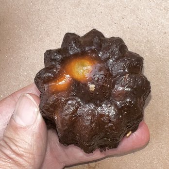 Michette - Cannelé de Bordeaux - Bakeries Near Me - Somerville, Massachusetts