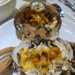 滬江大飯店 - All the crab glory
