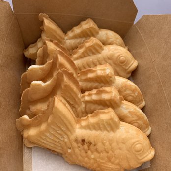 Somisomi - 5 taiyaki for ~$8 - Desserts Near Me - Cupertino, California