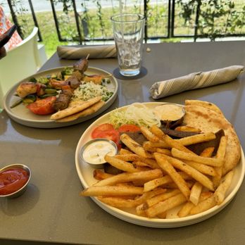 HUNGRY’S - Updated December 2025 - 49 Photos & 41 Reviews - 5750 ...