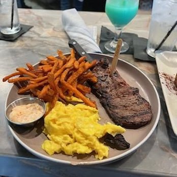 Toast - Steak, eggs & sweet potato fries - Breakfast & Brunch Near Me - Temecula, California