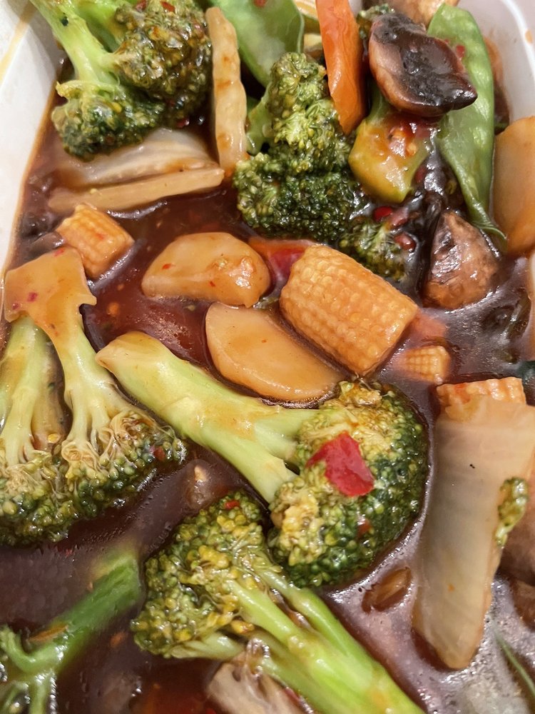 WOK & ROLL CLOSED Updated August 2024 27 Reviews 200 Patrick St