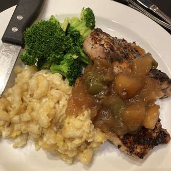Blueberry Mansion - a plate of food with rice and broccoli - Hotels Near Me - Alma, Georgia Blueberry Mansion - a plate of food with rice and broccoli - Hotels Near Me - Alma, Georgia