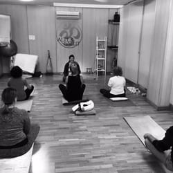Alter Salut - Clase de Hatha Yoga