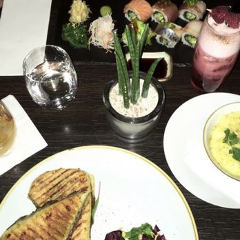 Como restaurant & cocktail bar - It looks 100x better than it is. - Mediterranean Near Me - Prague, Puerto Rico Como restaurant & cocktail bar - It looks 100x better than it is. - Mediterranean Near Me - Prague, Puerto Rico