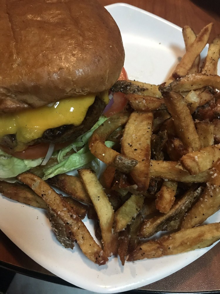 REVEREND’S BAR & GRILL CLOSED 69 Photos & 122 Reviews 130 E