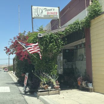 Tina's Diner - Front entrance - Comfort Food Near Me - Maricopa, California