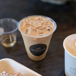 CedarHouse Coffee - Plain latte with vanilla on the side. Solid latte without the sugar