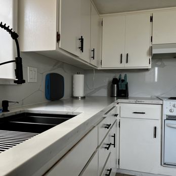 San Francisco Remodel - This shows off the Quartz background! - General Contractors Near Me San Francisco Remodel - This shows off the Quartz background! - General Contractors Near Me