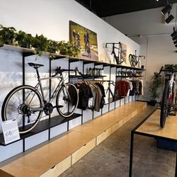 2 Peaks Bikes - More bikes on display.