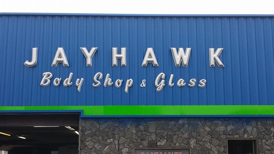 JAYHAWK AUTO GLASS Updated October 2024 910 SW 6th Ave, Topeka