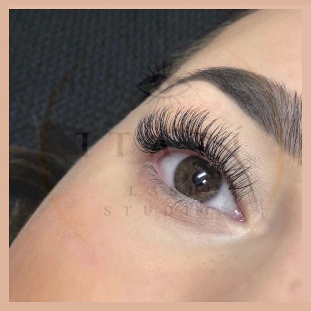 ITATÍ LASH STUDIO Houston, Texas Eyelash Service Phone Number Yelp