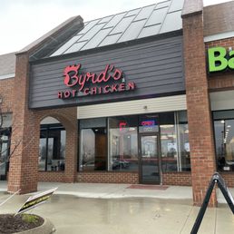 BYRDS HOT CHICKEN - Updated October 2025 - 112 Photos & 70 Reviews