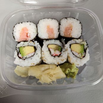 Yo Yo's - smoke salmon n california roll, only 2 something, not bad - Japanese Near Me - San Francisco, California Yo Yo's - smoke salmon n california roll, only 2 something, not bad - Japanese Near Me - San Francisco, California