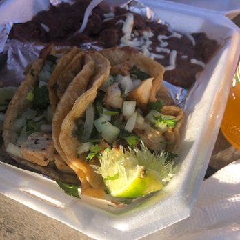 La Cocina De Sheyla - chicken tacos - Tacos Near Me - Lynchburg, Virginia La Cocina De Sheyla - chicken tacos - Tacos Near Me - Lynchburg, Virginia