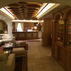 Hotel LES Alpes - L'entrata