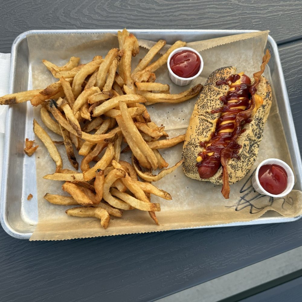 Boss Dawgz - Beef & Cheddar Is Better - Hot Dogs Near Me - Lisle, Illinois