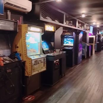FreePlay Toronto - Arcade cabinets on the second floor - Bars Near Me - Toronto, Ontario