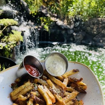 Monkeypod Kitchen by Merriman - New American Near Me - Kihei, Hawaii Monkeypod Kitchen by Merriman - New American Near Me - Kihei, Hawaii