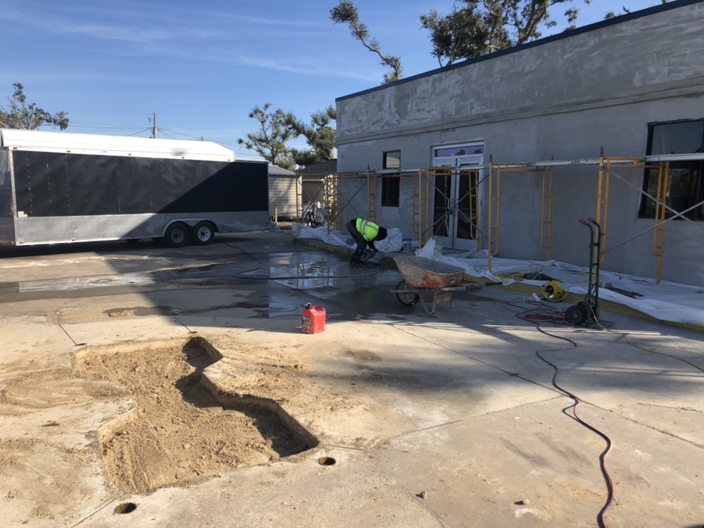 Slide of TPR Construction & Design