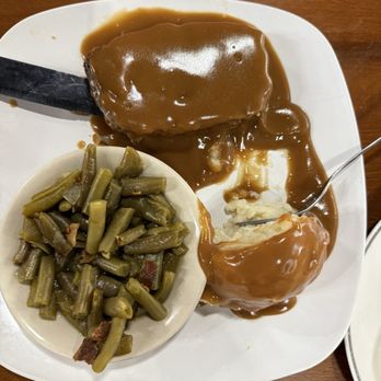 Moe’s Country Kitchen - Meatloaf, mashed potatoes, and green beans - Breakfast & Brunch Near Me - Fort Worth, Texas Moe’s Country Kitchen - Meatloaf, mashed potatoes, and green beans - Breakfast & Brunch Near Me - Fort Worth, Texas