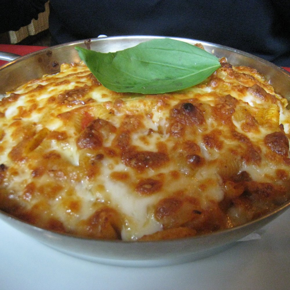 Viale Antico - Italian Near Me - Hamburg, HH