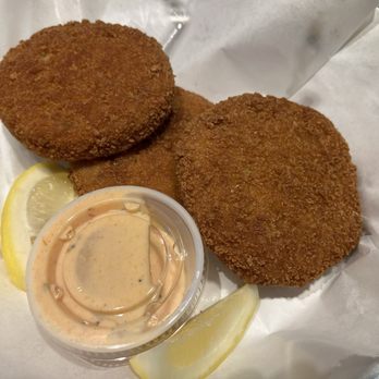 The Tasty Crab - Crab cakes - Seafood Near Me - Skokie, Illinois The Tasty Crab - Crab cakes - Seafood Near Me - Skokie, Illinois