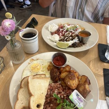 Madi - Chilaquiles and corned beef hash - Breakfast & Brunch Near Me - San Diego, California Madi - Chilaquiles and corned beef hash - Breakfast & Brunch Near Me - San Diego, California