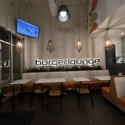 Burger Lounge - Inside