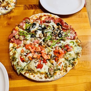 Granzella's Restaurant - medium pizza: half meat half veggie - Italian Near Me - Williams, California