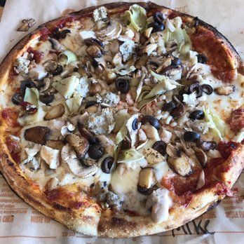 Blaze Pizza - Pizza Near Me - Eastvale, California Blaze Pizza - Pizza Near Me - Eastvale, California