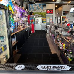 1st Street Tavern - View from the end of the bar