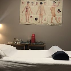 Chinese Acupuncture & Herbal - One of the Patient room