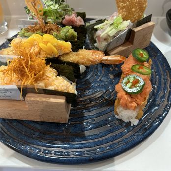 Umai Nori - 6pc set. Very delicious, and I love the presentation. - Sushi Bars Near Me - Washington, DC, District of Columbia Umai Nori - 6pc set. Very delicious, and I love the presentation. - Sushi Bars Near Me - Washington, DC, District of Columbia
