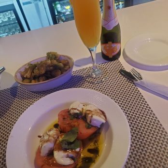 Orange Hill Restaurant - New American Near Me - Newburgh, New York
