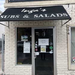 Inga's Subs & Salads - Entrance