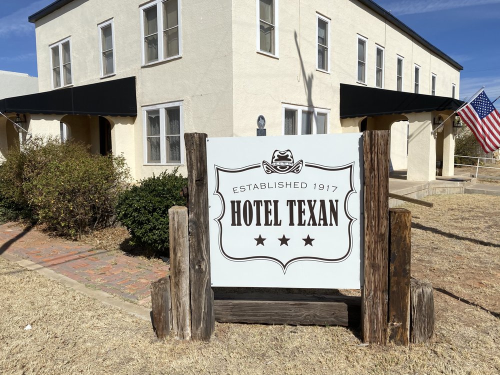 THE HOTEL TEXAN Request Information 302 Main St, Seagraves, Texas