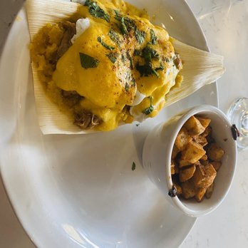 Hash Kitchen - Eggs Benedict wasn't that great wouldn't try it again - Breakfast & Brunch Near Me - Chandler, Arizona