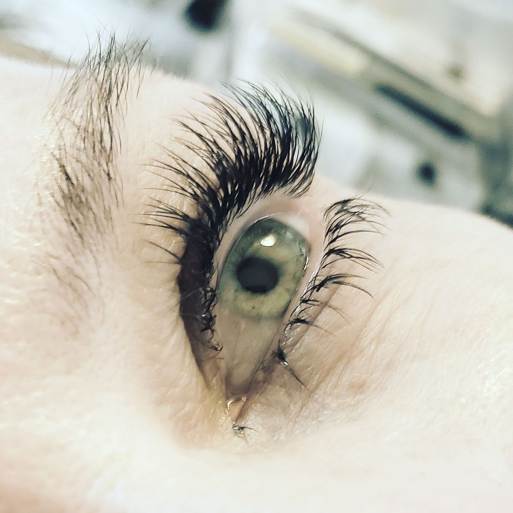 Imperial Lashes Logo