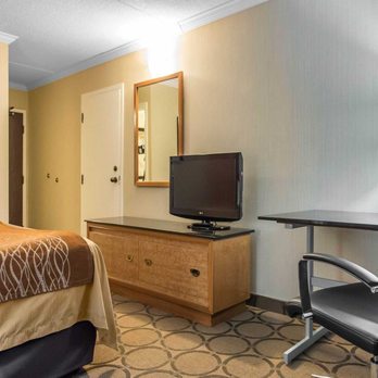 Comfort Inn - Hotels Near Me - Pembroke, Ontario Comfort Inn - Hotels Near Me - Pembroke, Ontario
