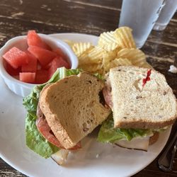 Maple & Main - Turkey sandwich
