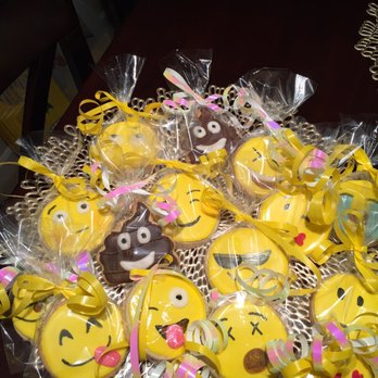 Sweetly Blessed Baker - I personally wrapped each cookie along with a matching ribbon. - Bakeries Near Me Sweetly Blessed Baker - I personally wrapped each cookie along with a matching ribbon. - Bakeries Near Me