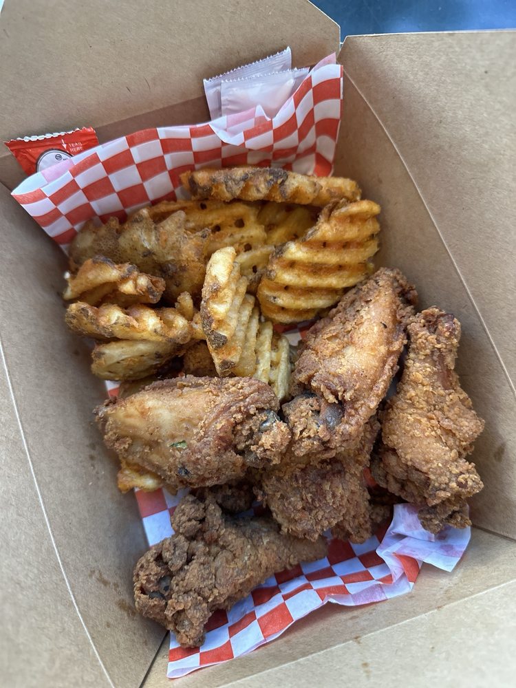 Westlake Park Food Truck Pod