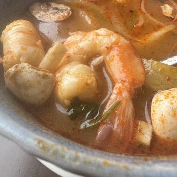 Sukhumvit Thai Eatery - Tom Tom lemongrass soup with shrimp - Thai Near Me - Montclair, New Jersey Sukhumvit Thai Eatery - Tom Tom lemongrass soup with shrimp - Thai Near Me - Montclair, New Jersey