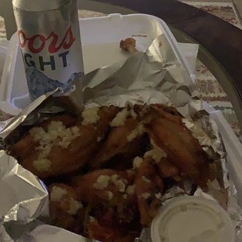 Danny's Pizza Kitchen - Medium wings with Garlic and Parmesan dumped on top. Oh, ya, got them to go - Pizza Near Me - Boynton Beach, Florida Danny's Pizza Kitchen - Medium wings with Garlic and Parmesan dumped on top. Oh, ya, got them to go - Pizza Near Me - Boynton Beach, Florida