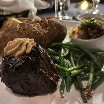 Vernon's Speakeasy - Filet - Steakhouses Near Me - Los Ranchos, New Mexico