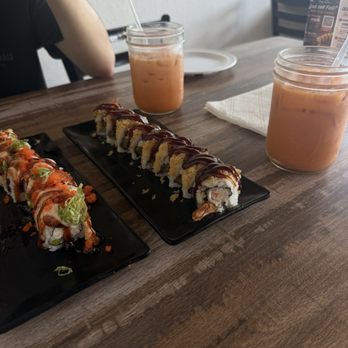 405 Thai & Sushi - Sushi Bars Near Me - North Hills, California