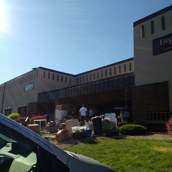Empty the Nest - They're doing a mini storage wars where you bid on boxes! - Thrift Stores Near Me - Golden Valley, Minnesota Empty the Nest - They're doing a mini storage wars where you bid on boxes! - Thrift Stores Near Me - Golden Valley, Minnesota
