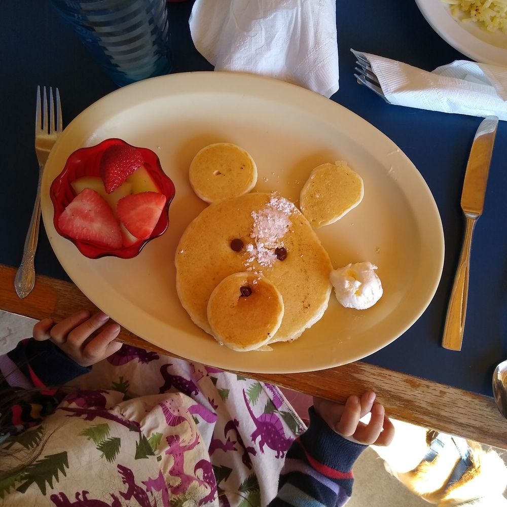 Bear pancakes with fresh fruit Bear pancakes with fresh fruit