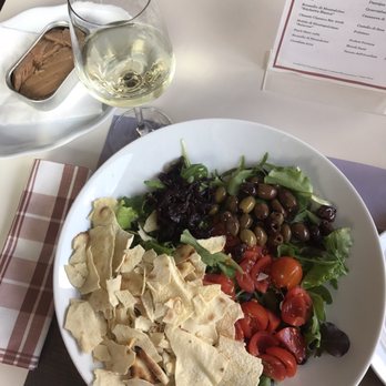 Signorvino - Signor Tonno Salad (FYI tun is simply canned on a fancy plate, kinda disappointed) - Italian Near Me - Florence, FI